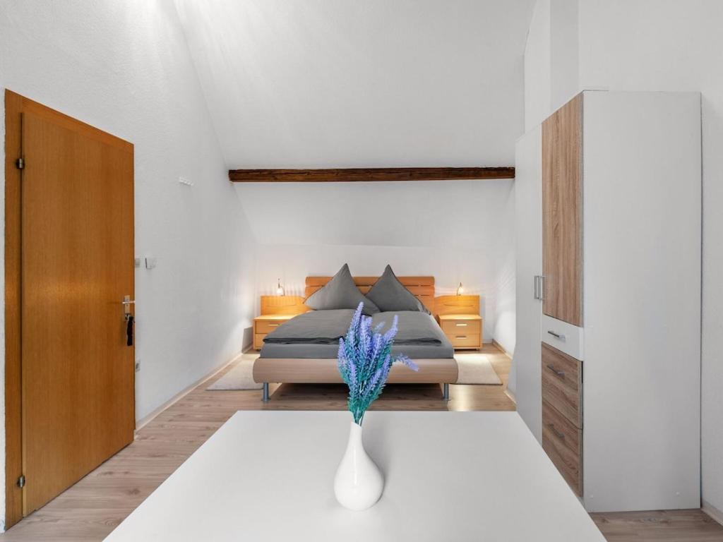 Serene Holiday Home In Nehren With A Beautiful Garden Екстериор снимка